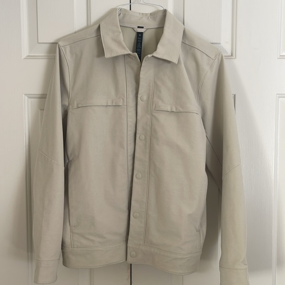 Lululemon City Excursion Jacket - Picture 3 of 9